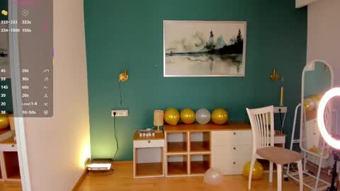Snapshot of cuddles_jane chatting on May 4, 7:04 am Silvia online show from May 4, 7:04 am