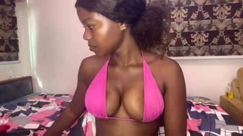 Snapshot of cum_863648 chatting on June 23, 7:50 am Lisa online show from June 23, 7:50 am