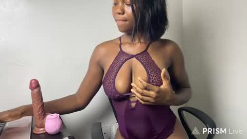 Snapshot of cum_863648 chatting on July 23, 12:35 am Lisa online show from July 23, 12:35 am