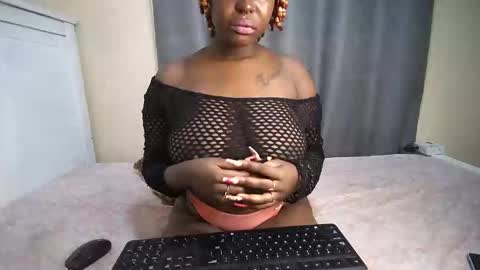 Snapshot of cum_central chatting on October 19, 6:58 am cum_central online show from October 19, 6:58 am