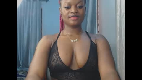 Snapshot of cum_ebony_petitxx chatting on May 14, 6:31 am cath online show from May 14, 6:31 am