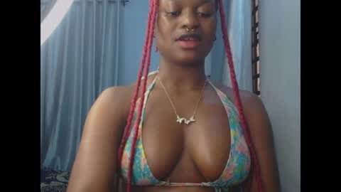 Snapshot of cum_ebony_petitxx chatting on May 19, 6:42 am cath online show from May 19, 6:42 am