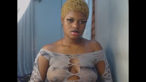 Snapshot of cum_ebony_petitxx chatting on June 27, 7:02 am cath online show from June 27, 7:02 am