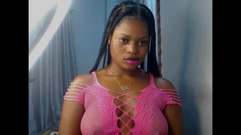 Snapshot of cum_ebony_petitxx chatting on July 14, 7:24 am cath online show from July 14, 7:24 am