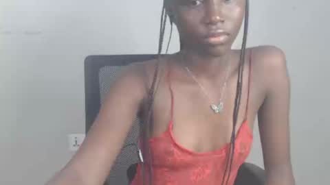 sophie online show from September 9, 7:52 am