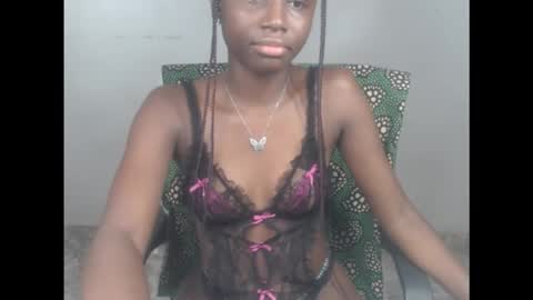 sophie online show from October 9, 7:28 am