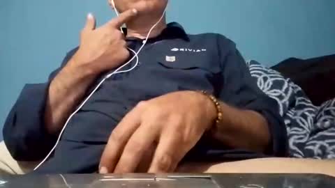 Snapshot of cumbian_chero chatting on May 7, 11:15 am cumbian_chero online show from May 7, 11:15 am