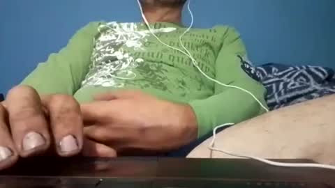 Snapshot of cumbian_chero chatting on July 9, 3:32 am cumbian_chero online show from July 9, 3:32 am