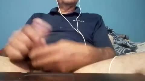 Snapshot of cumbian_chero chatting on July 23, 12:24 am cumbian_chero online show from July 23, 12:24 am