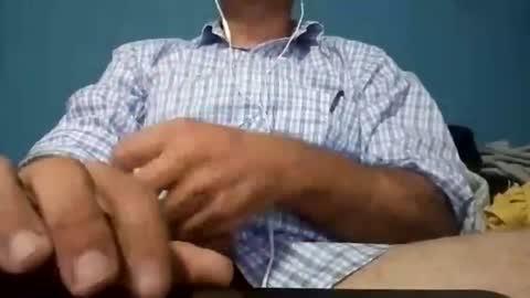Snapshot of cumbian_chero chatting on August 3, 9:37 am cumbian_chero online show from August 3, 9:37 am