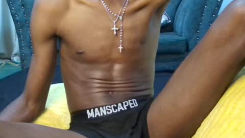 Snapshot of cumdaddzy_ebony chatting on June 22, 12:24 pm zdaddy online show from June 22, 12:24 pm