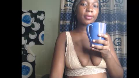 cumebony_petit online show from October 11, 9:02 pm