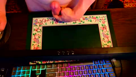 Snapshot of cumforme1988 chatting on October 16, 9:10 am cumforme1988 online show from October 16, 9:10 am