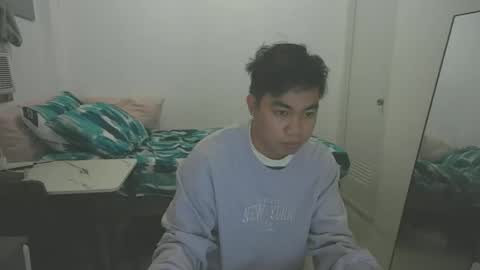 Snapshot of cumloader_ian4u chatting on April 4, 5:32 pm IAN online show from April 4, 5:32 pm