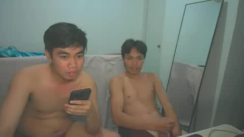 Snapshot of cumloader_ian4u chatting on April 19, 2:22 am IAN online show from April 19, 2:22 am