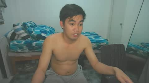 Snapshot of cumloader_ian4u chatting on April 19, 8:55 pm IAN online show from April 19, 8:55 pm