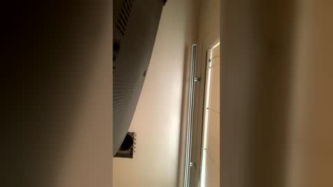 cummer23245 online show from April 19, 3:22 pm