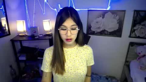 Snapshot of cummers334 chatting on May 23, 3:23 am cummers334 online show from May 23, 3:23 am