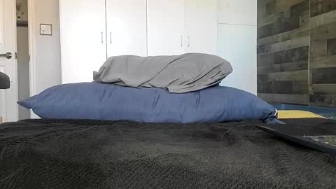 Charlie Mitchell   online show from December 15, 5:50 pm