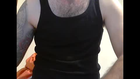 Snapshot of cummincock04 chatting on January 21, 7:06 pm cummincock04 online show from January 21, 7:06 pm