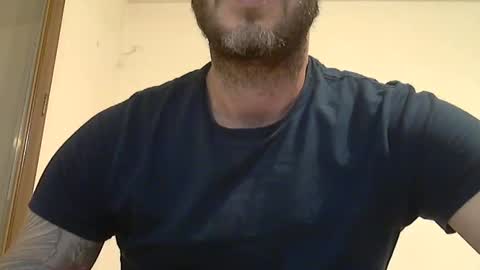 Snapshot of cummincock04 chatting on February 12, 5:16 pm cummincock04 online show from February 12, 5:16 pm