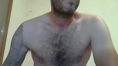 Snapshot of cummincock04 chatting on September 17, 8:32 pm cummincock04 online show from September 17, 8:32 pm