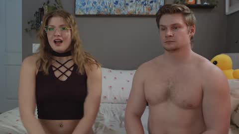 Marie and Tom online show from March 19, 10:36 pm