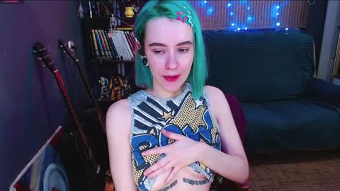 Snapshot of cumpotikeve chatting on December 2, 5:04 am CUMpotikEve online show from December 2, 5:04 am