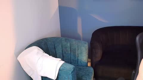 brandom online show from April 1, 1:28 am