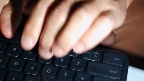 chattrbatr online show from March 3, 10:10 pm