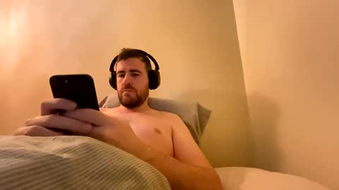 Snapshot of cumxdaddy chatting on December 5, 5:15 am cumxdaddy online show from December 5, 5:15 am