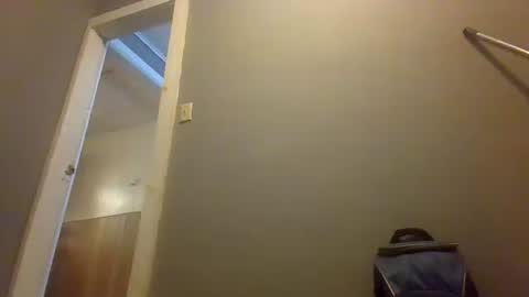 Snapshot of cuntreeboy68 chatting on December 5, 5:59 am Bash online show from December 5, 5:59 am