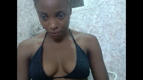 Snapshot of cupidxdoll chatting on March 31, 2:24 am cupidxdoll online show from March 31, 2:24 am