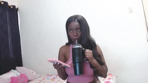 dominic and julieta... independent models online show from February 19, 12:12 pm