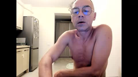 maria  alex online show from December 16, 5:27 am