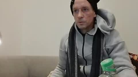 curced25 online show from February 3, 8:25 pm