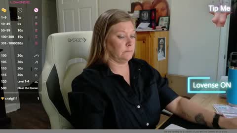 Snapshot of curiouscouple3143 chatting on March 12, 5:38 pm curious couple online show from March 12, 5:38 pm