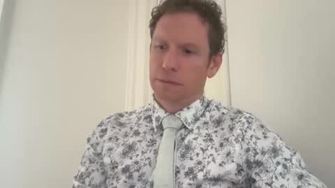 Snapshot of curiousmike6 chatting on May 6, 3:35 am curiousmike6 online show from May 6, 3:35 am