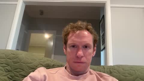 Snapshot of curiousmike6 chatting on May 11, 5:13 am curiousmike6 online show from May 11, 5:13 am