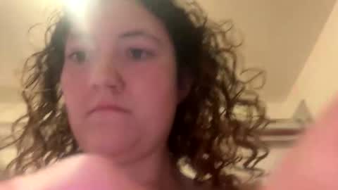 Snapshot of curliegirlee chatting on May 29, 3:48 am curliegirlee online show from May 29, 3:48 am