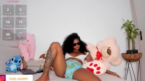 Curly  -  OF- CURLY SWEETT online show from March 14, 1:38 pm