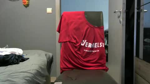 curlyfurly online show from February 3, 2:53 am