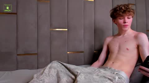 KEVIN online show from November 14, 8:51 pm