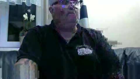 Snapshot of curtus14 chatting on September 13, 10:53 pm curtus14 online show from September 13, 10:53 pm