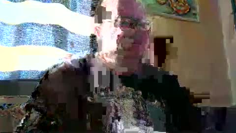 Snapshot of curtus14 chatting on October 19, 8:15 am curtus14 online show from October 19, 8:15 am