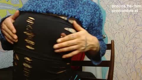 Snapshot of curuba_ chatting on December 16, 9:31 pm Curuba online show from December 16, 9:31 pm