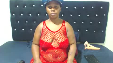 Snapshot of curveass93 chatting on May 30, 7:33 pm curveass93 online show from May 30, 7:33 pm