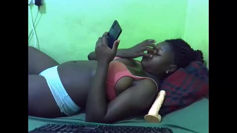 curvy_corazon1 online show from October 21, 6:25 am