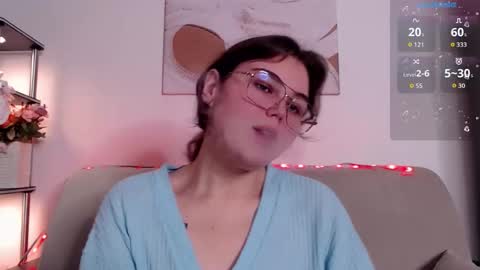 Snapshot of curvy_janie chatting on March 13, 4:41 am Jane online show from March 13, 4:41 am