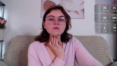 Snapshot of curvy_janie chatting on April 3, 3:04 am Jane online show from April 3, 3:04 am